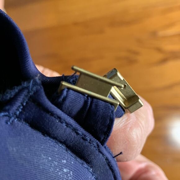 Vance Camuto Size 34B lightly padded underwire Razorback navy blue bra NWOT - Picture 7 of 9